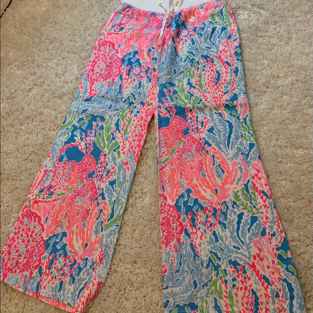 Lilly Pulitzer Let’s cha cha linen beach pants.